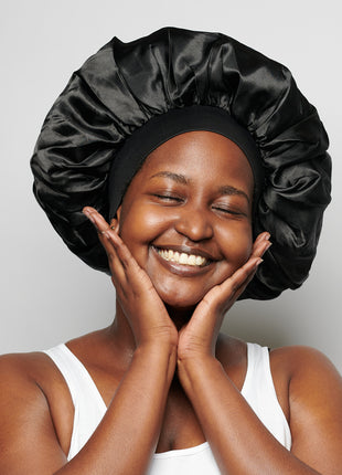 Bonnet en Satin Noir