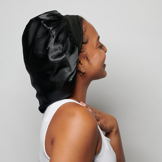 Bonnet en Satin Noir