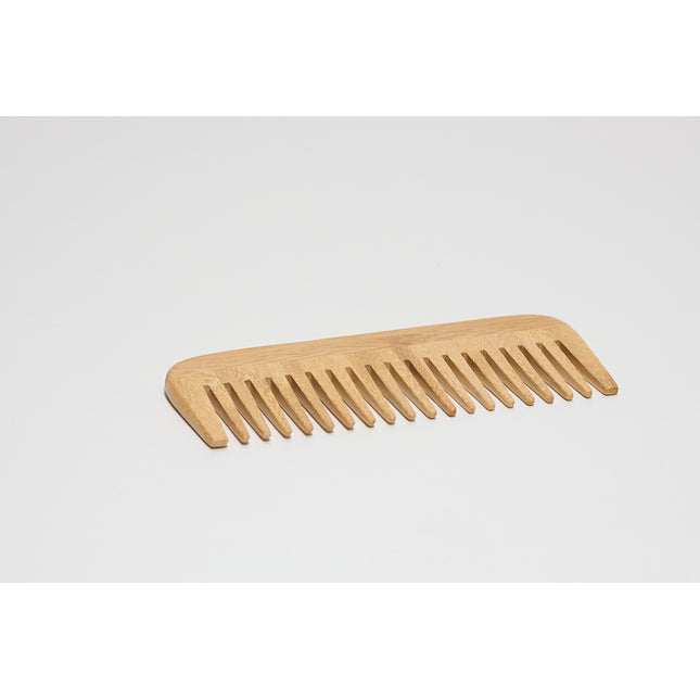 Pettine in legno a denti larghi