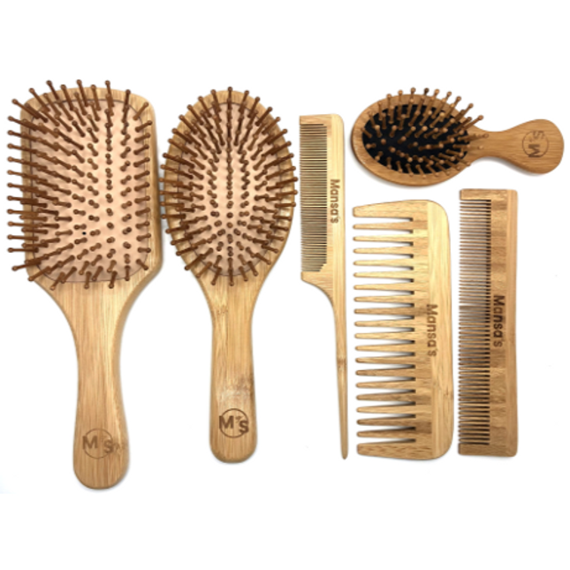 Brosses peignes en bois 