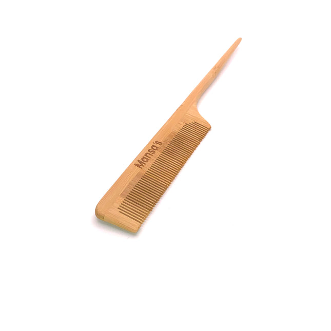 Wooden tail comb